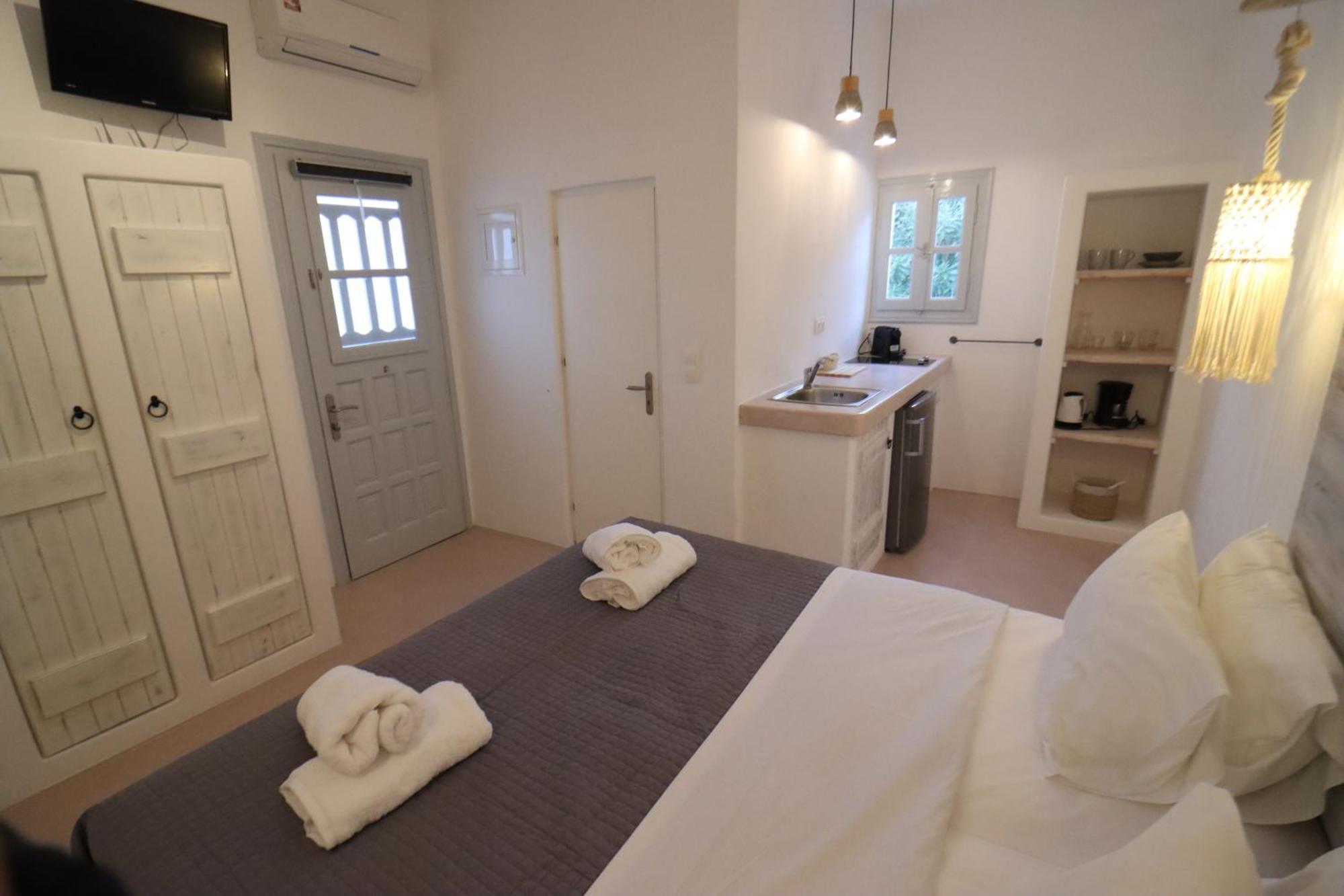 Flisvos Beach Studios Naxos City Ngoại thất bức ảnh